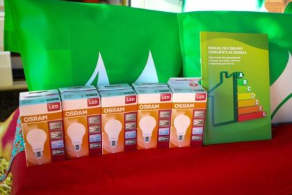 Ação da Neoenergia e Prefeitura distribuirá lâmpadas de LED. Veja como participar