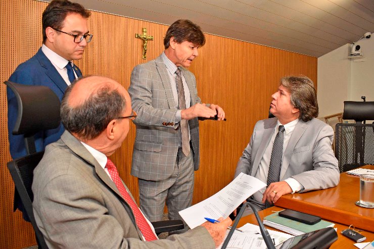 CCJR é favorável à conversão de multa de trânsito leve e média em advertência