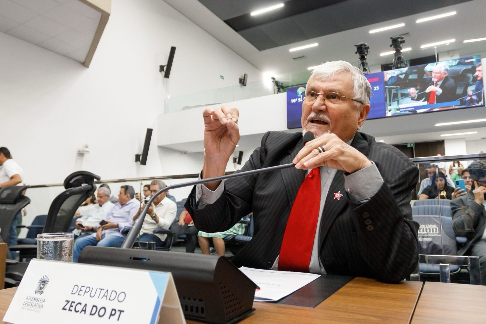 Zeca propõe perfuração de dois poços artesianos para agricultores familiares de Bodoquena