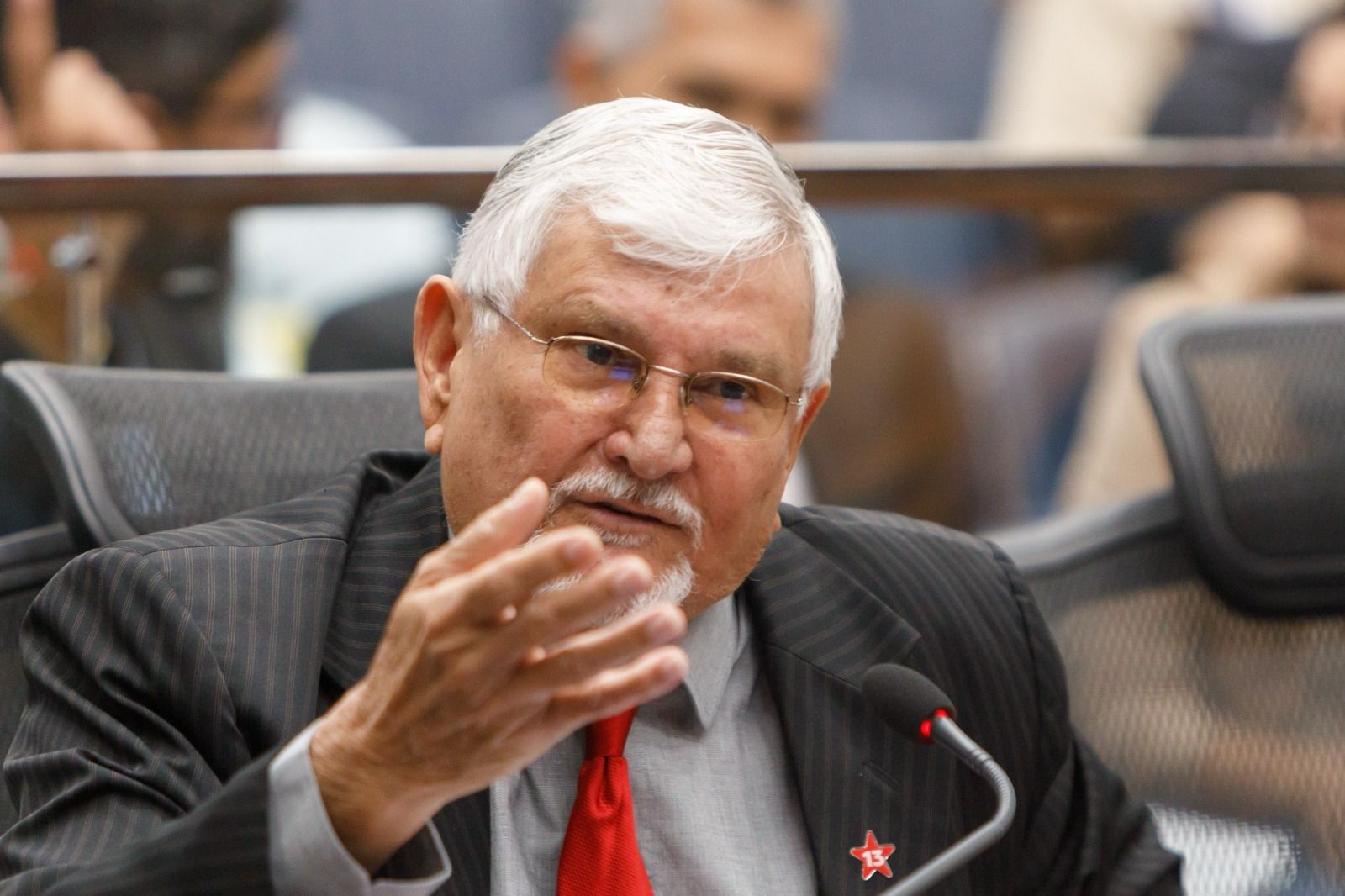 Em Brasília (DF), Zeca participa de encontro com lideranças da indústria do papel e celulose