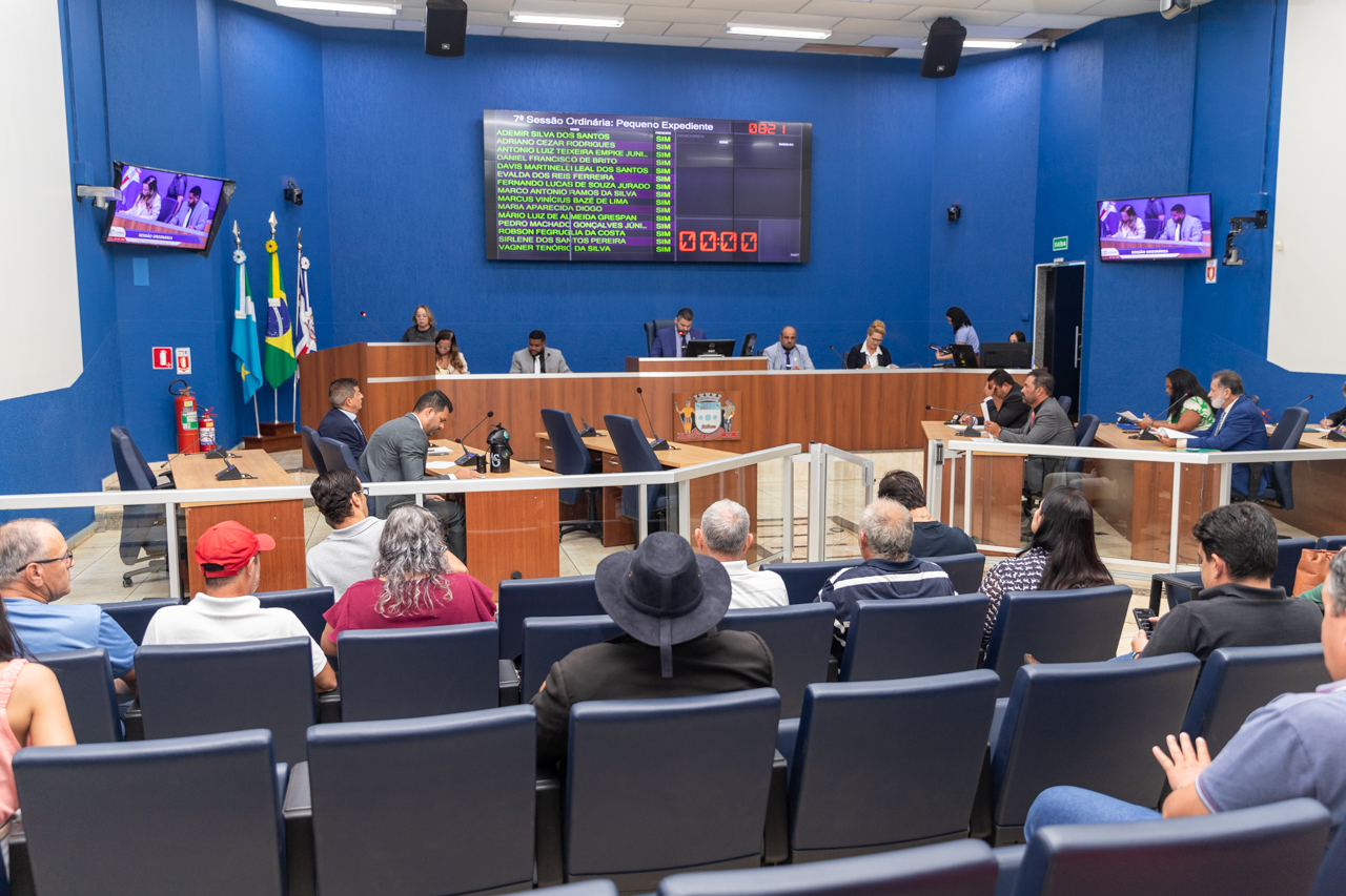 Vereadores aprovam Parlamento Jovem e protocolo contra discriminação racial