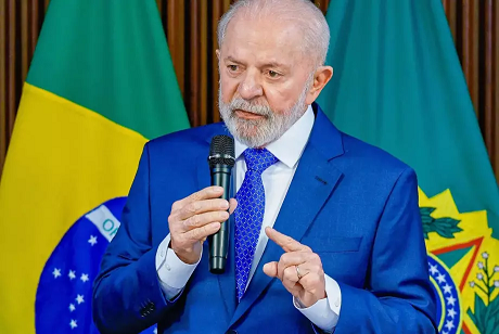 Lula lidera 2º turno contra todos concorrentes, diz pesquisa 
