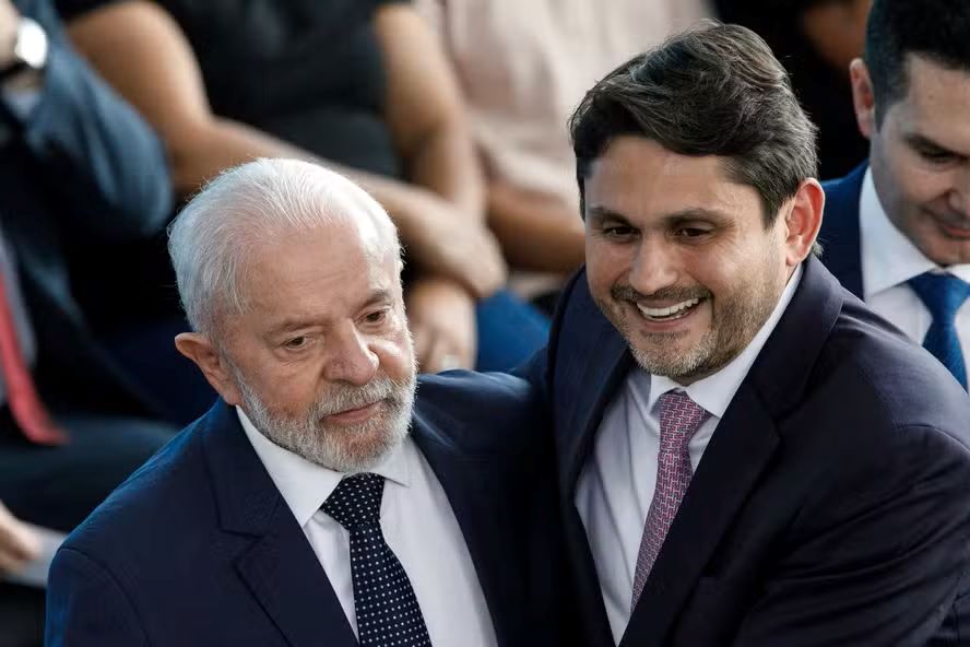 Juscelino vai pedir demissão, e União avalia indicar líder na Câmara ao ministério