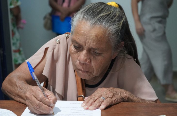 Com ação que valoriza povos indígenas, construção de moradias é formalizada em municípios de MS