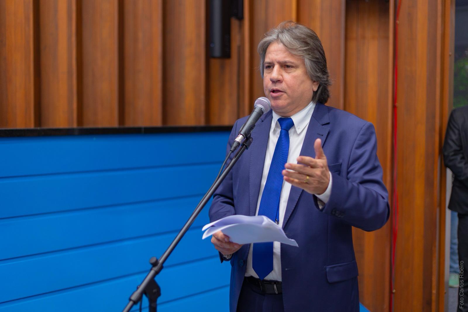 Deputado Caravina apresenta moção de congratulação ao novo presidente da COBRAPOL