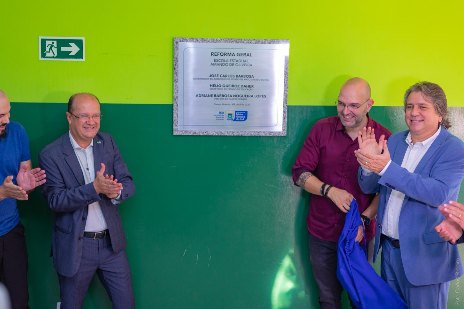 Campo Grande: Caravina destaca apoio à educação em entrega de escola revitalizada