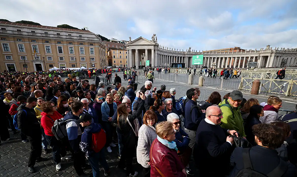 Rito de fechamento do caixão do papa ocorre nesta sexta-feira