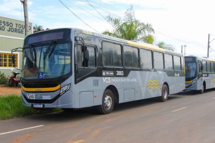 Prefeitura convida população para conhecer nova frota do transporte público que tem wi-fi e ar-condicionado