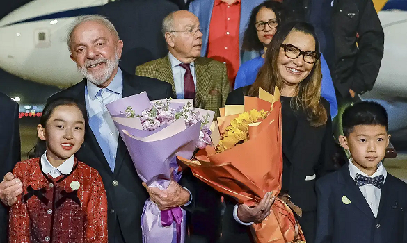 Lula se reúne com empresários chineses em Pequim