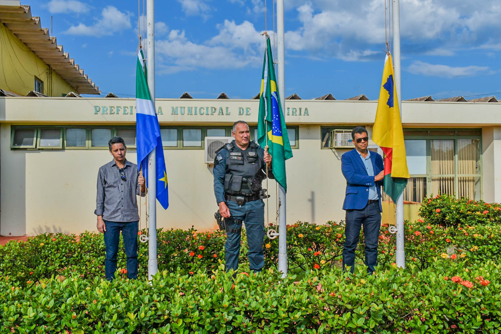 Selvíria, 45 anos: Ato cívico teve Banda Marcial Santa Maria e números de dança
