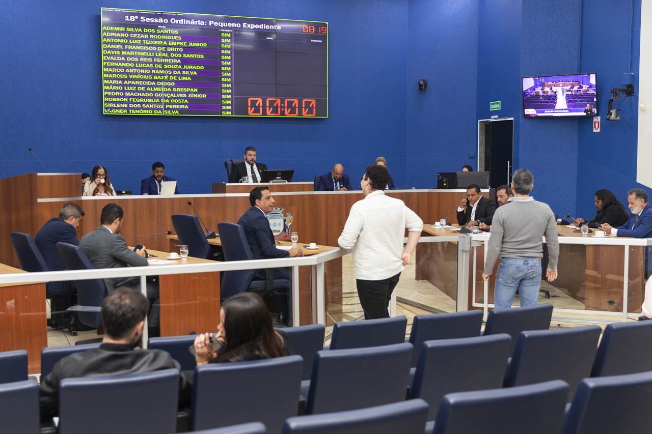 Vereadores aprovam programa Farmácia Veterinária Popular