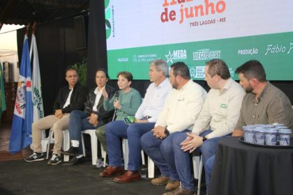 Prefeito de TL e senadora Tereza Cristina marcam presença no 1º Encontro da Citricultura
