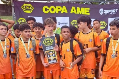 MAIS UM PÓDIO PRA CONTA – Sub-16 da SEJUVEL conquista vice-campeonato da Copa AME em Birigui