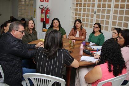 Prefeito de Três Lagoas realiza visita ao serviço “Família Acolhedora”