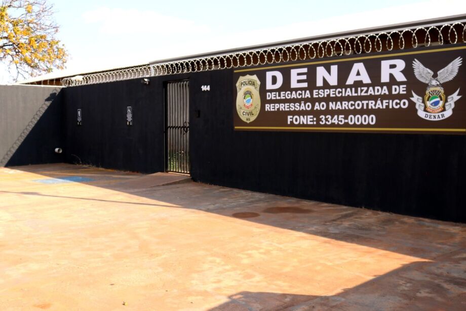 Polícia Civil fecha entreposto com 400 kg de cloridrato de cocaína 