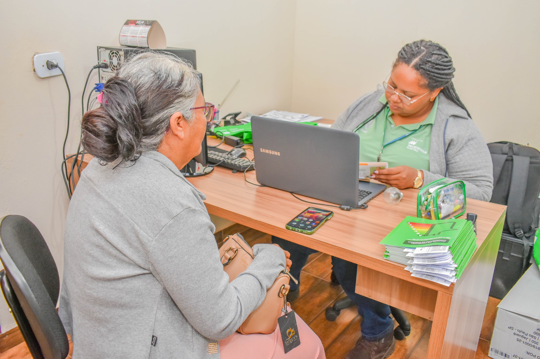 Até quinta: Moradores de Selvíria podem trocar lâmpadas usadas e até queimadas por modelo mais econômico