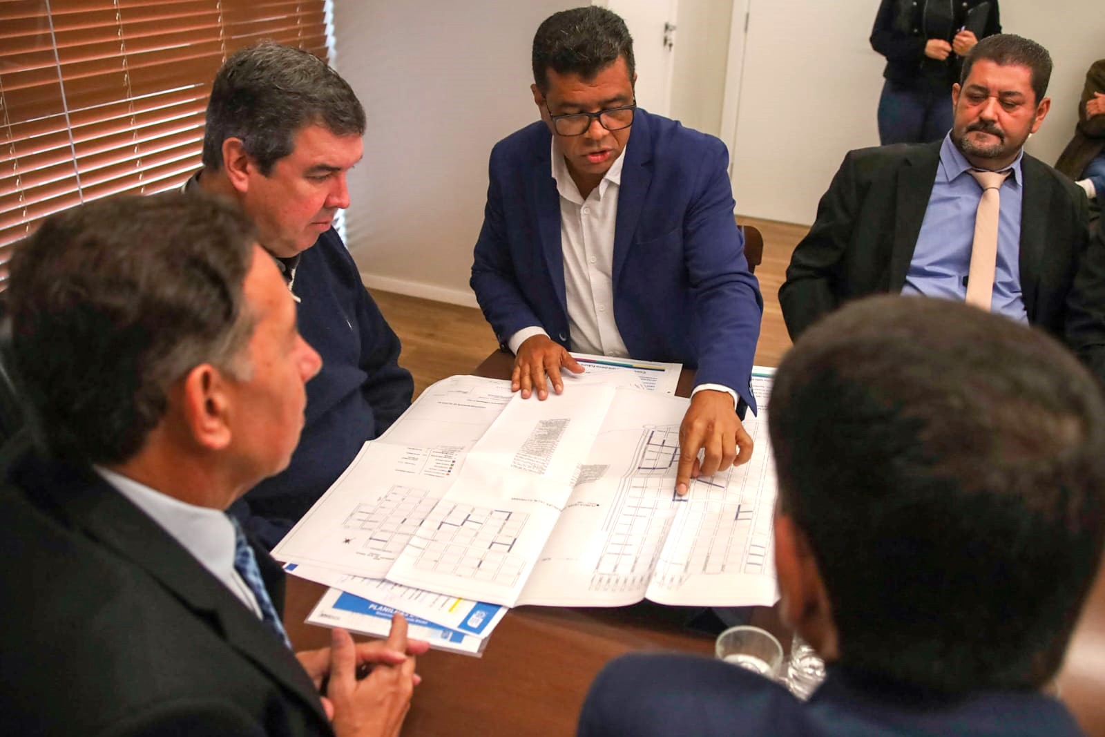 Selvíria: Prefeito, vice e vereadores garantem R$ 16 milhões para obras de pavimentação e nova ligação com a Véstia