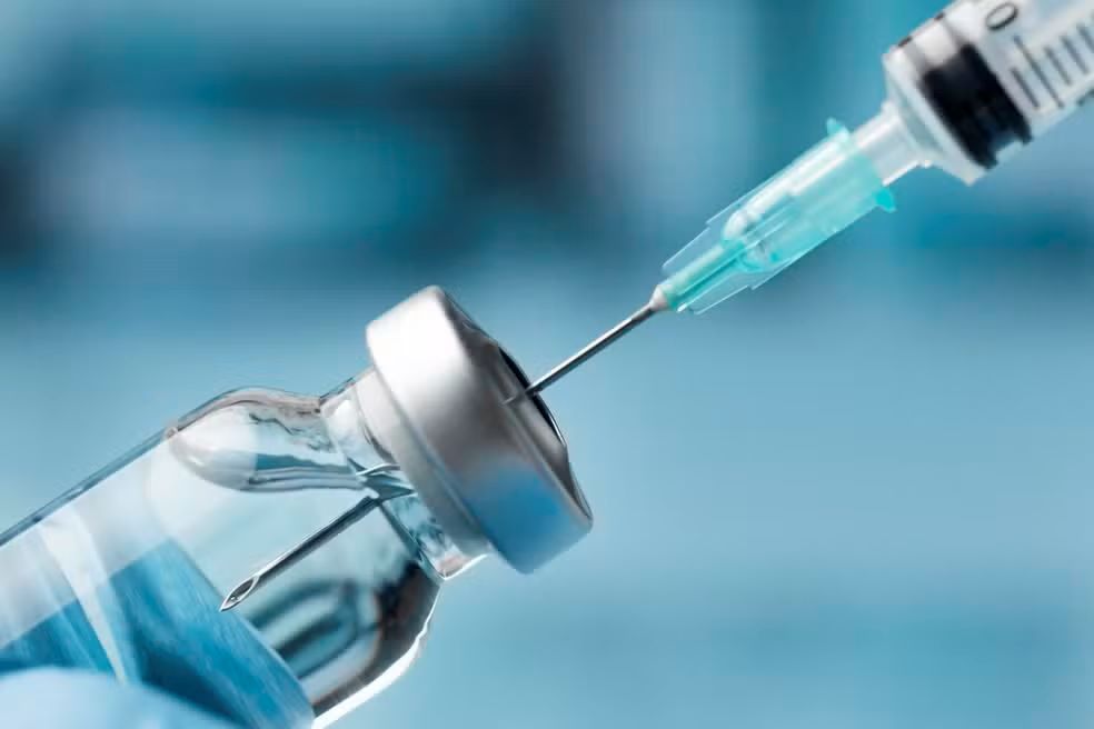 Vacina universal contra o câncer dá passo promissor em estudo com RNA mensageiro