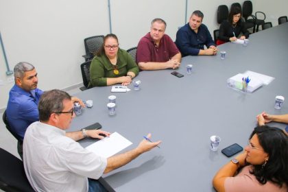 “Políticas para autistas é prioridade para Gestão”, diz prefeito de TL em reunião com a AMA