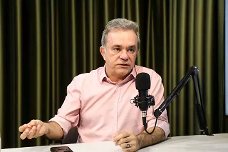 Vander anuncia saída do governo após Riedel defender Bolsonaro