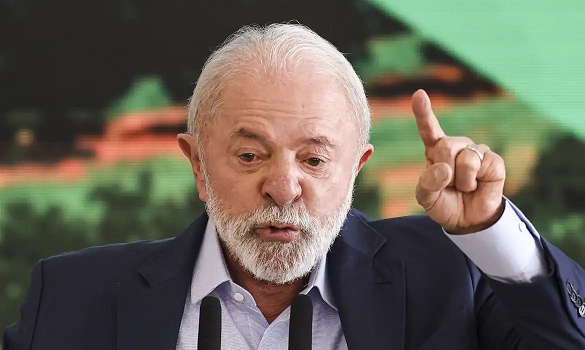 Lula telefona para Xi Jinping e conversam sobre ampliação de comércio