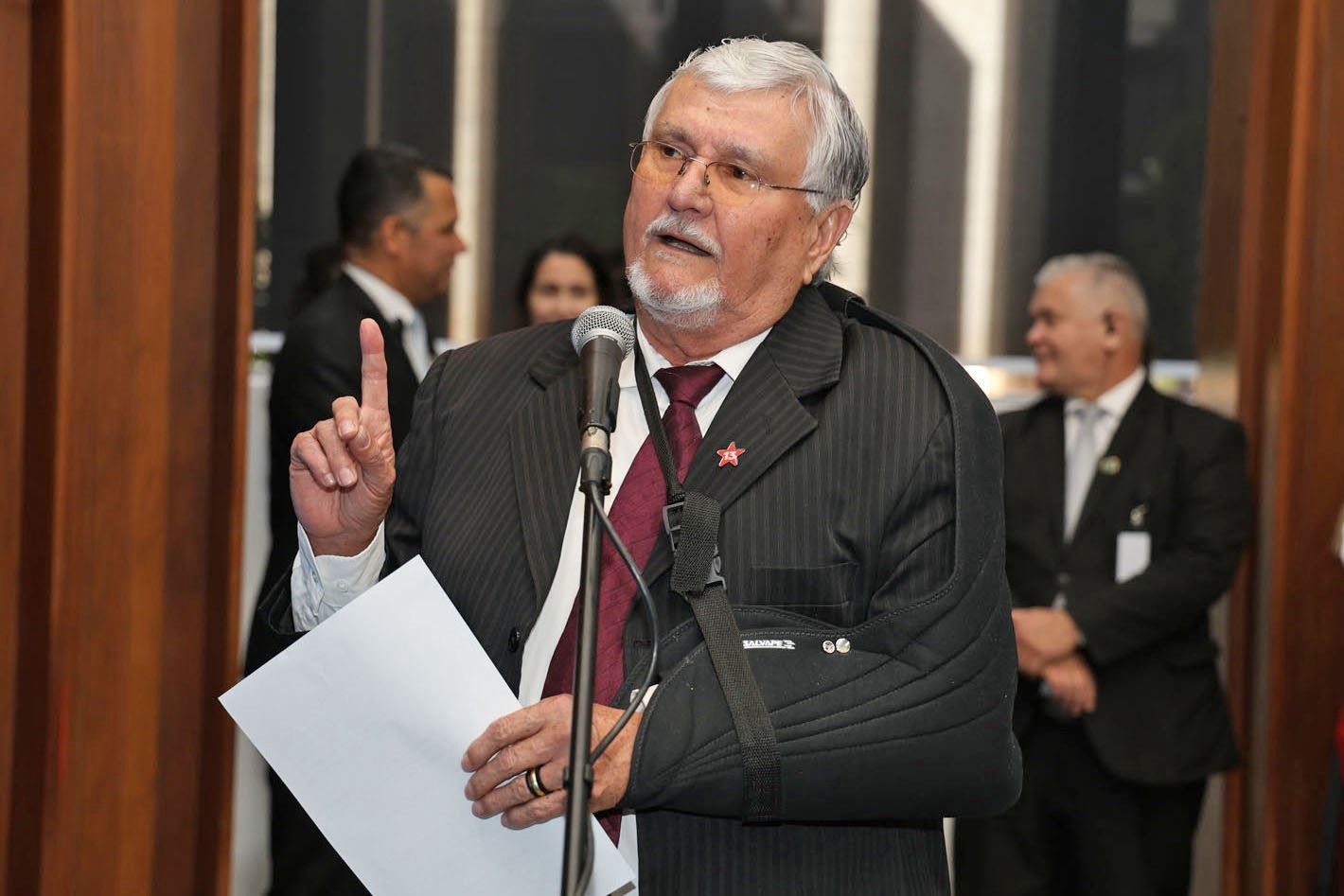 Zeca reivindica instalação de padrão de energia em comunidade quilombola de Pedro Gomes