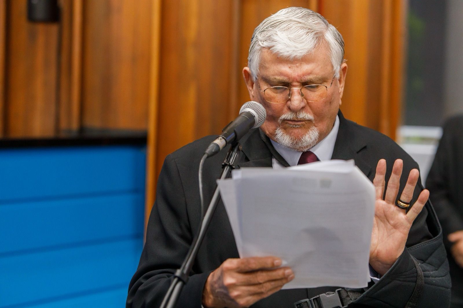 Zeca cobra regulamentação das atividades do grupo Legendários em áreas de preservação