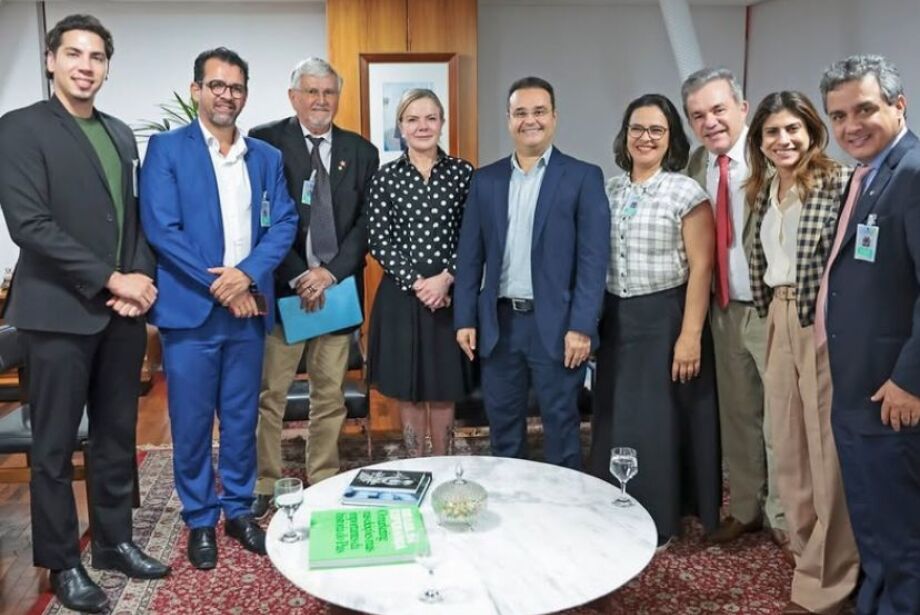 A 14 meses das eleições, Fábio Trad se filia ao PT 