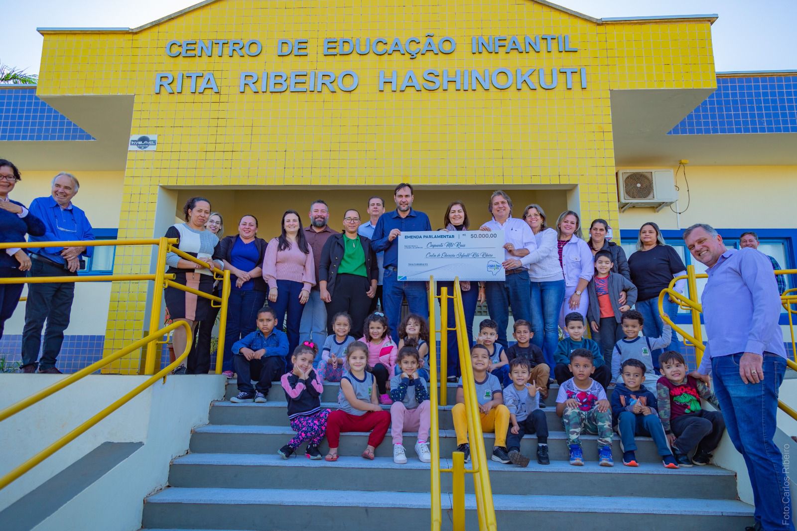 Caravina entrega recursos e reforça compromisso com saúde e educação em Nova Andradina