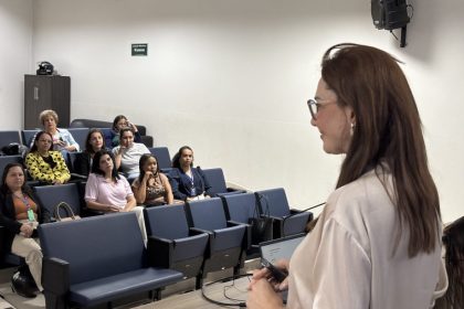 Enfermeiros e Vacinadores da Atenção Primária em Saúde do Município recebem capacitação sobre POPs