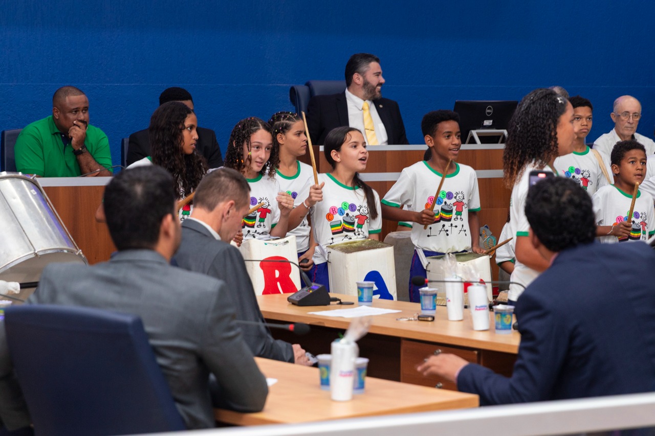 Vereadores realizam sessão solene alusiva ao Dia do Profissional de Educação Física 