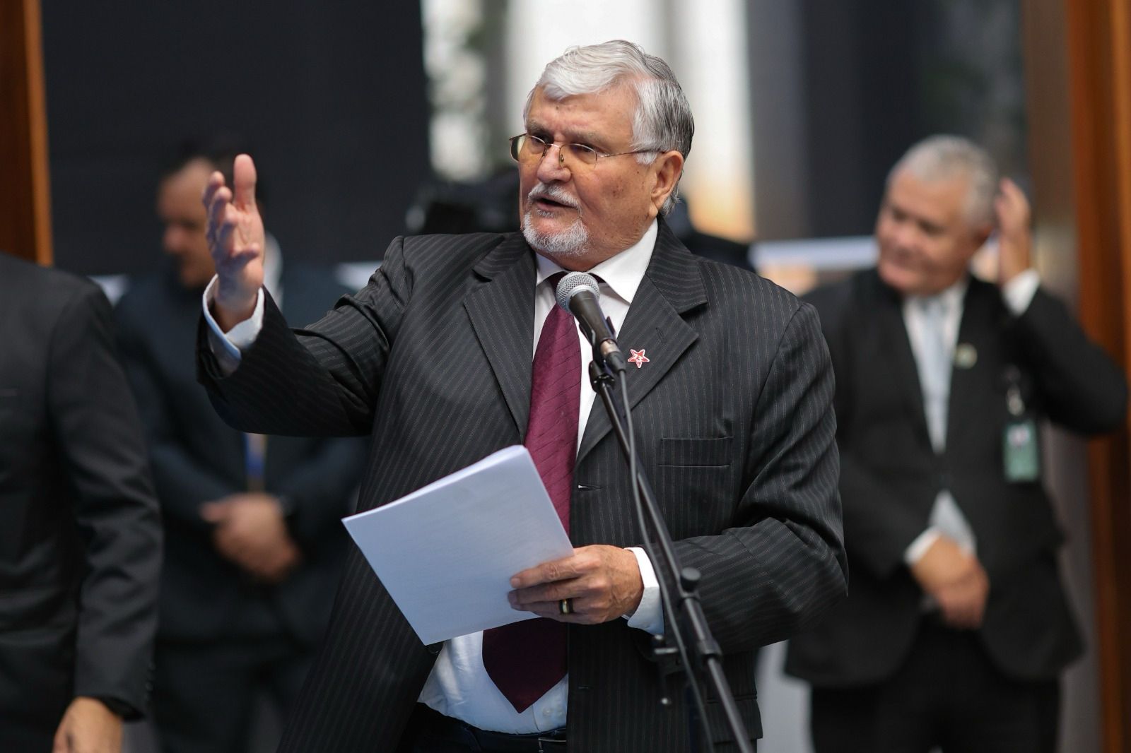 Zeca cobra fiscalização urgente sobre pulverização de agrotóxico à base de fipronil em MS