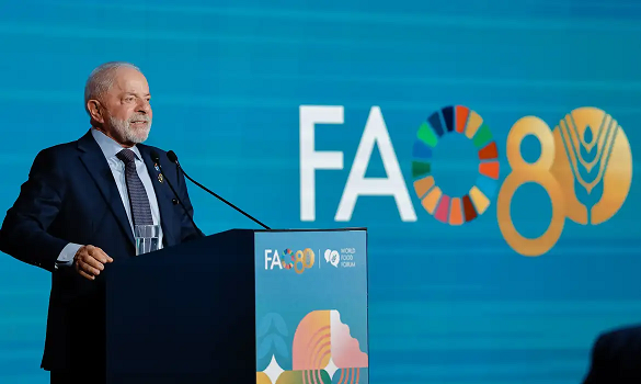 Fome é irmã da guerra e inimiga da democracia, diz Lula