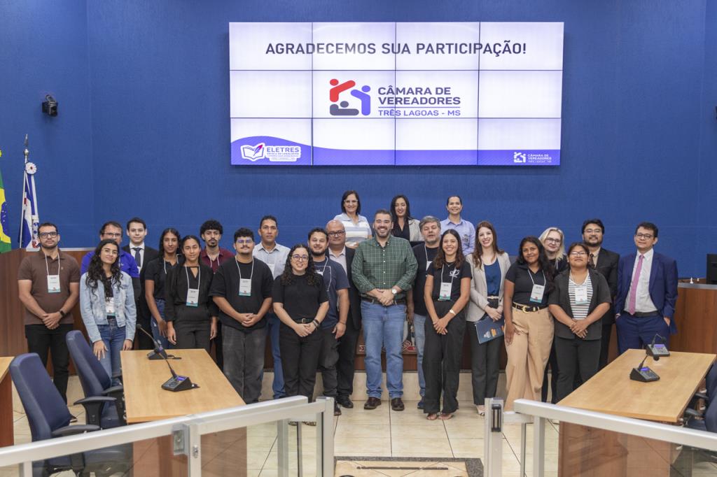 Universitários participam do programa Visita Guiada