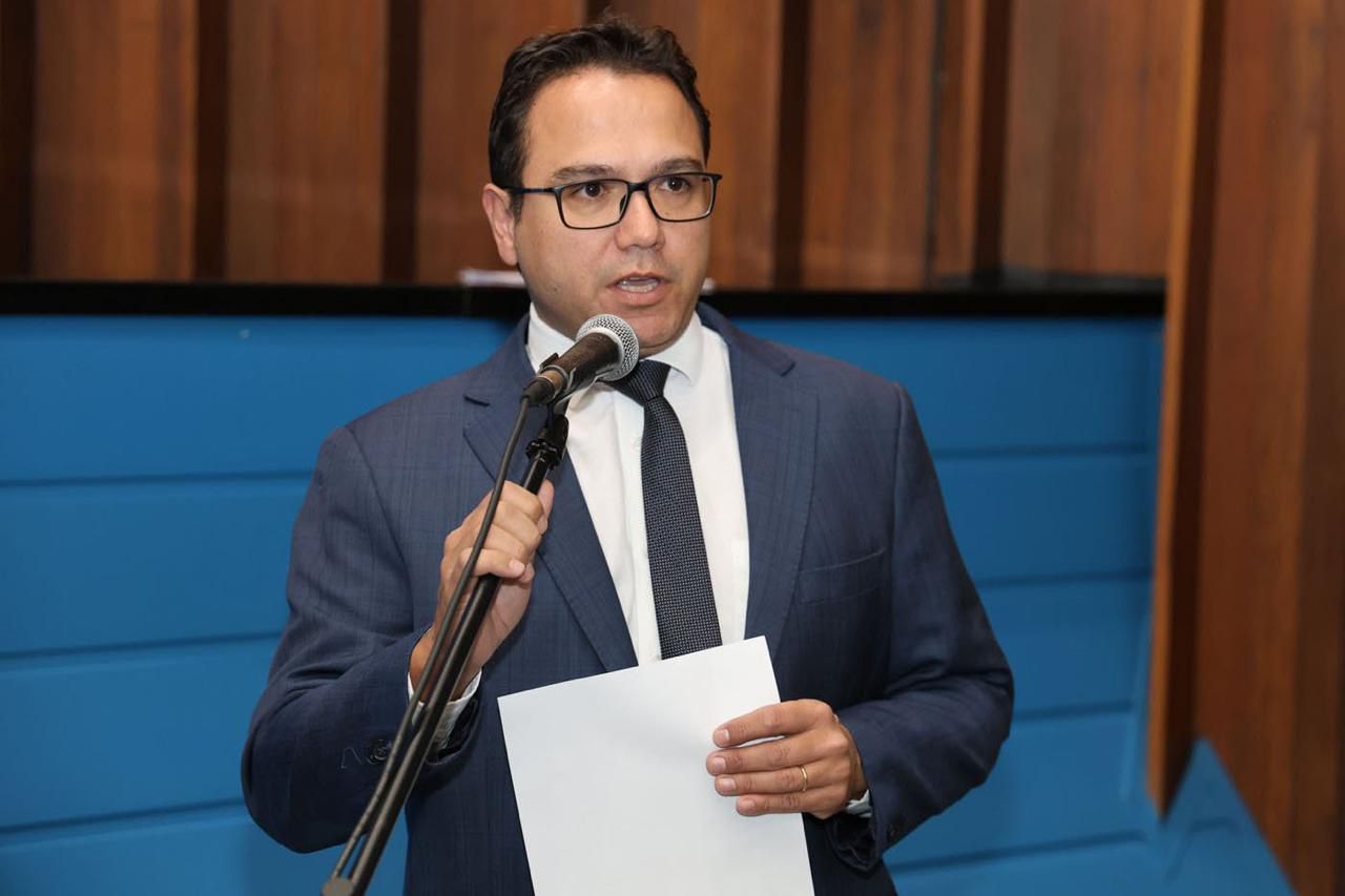 Pedrossian Neto cobra informações da Prefeitura sobre repasses ao Consórcio Guaicurus