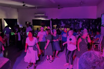 Festa dos Anos 70 anima participantes do Serviço de Convivência e Fortalecimento de Vínculos “Tia Nega”