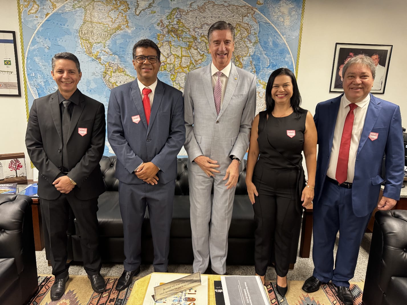 Prefeito e vereadores de Selvíria se reúnem com deputado Dagoberto Nogueira em Brasília