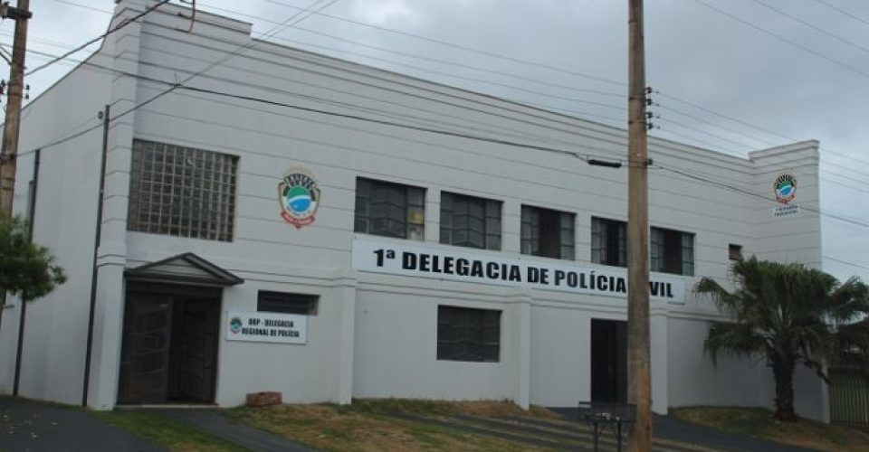 Carro com família é atingido por tiros em assentamento de Nova Andradina; homem é internado após ser baleado