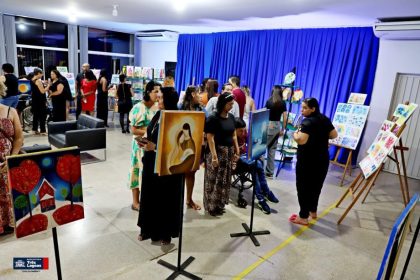 Três Lagoas abriu a exposição “Magia em Tela” com obras de alunos do Núcleo de Artes Plásticas