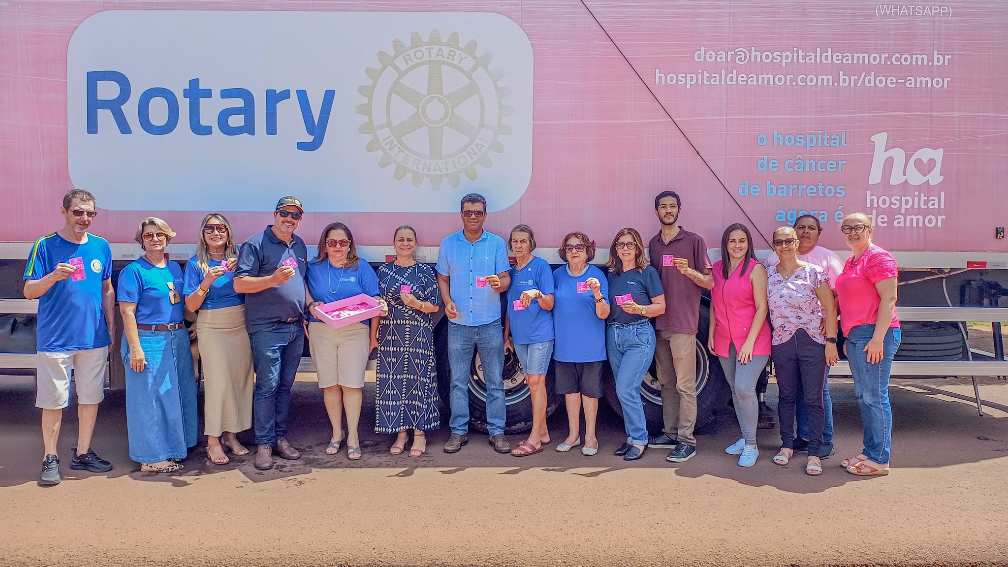 Prefeito acompanha atendimentos na Carreta do Hospital do Amor; Rotary realiza ação especial