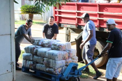 Prefeitura inicia entrega de 4.526 Cestas Natalinas para famílias atendidas pela Assistência Social