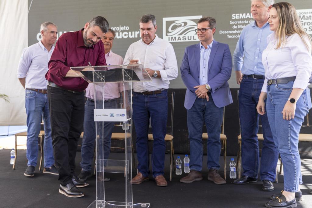 Legislativo prestigia assinatura, entrega e supervisão de obras do Estado em Três Lagoas