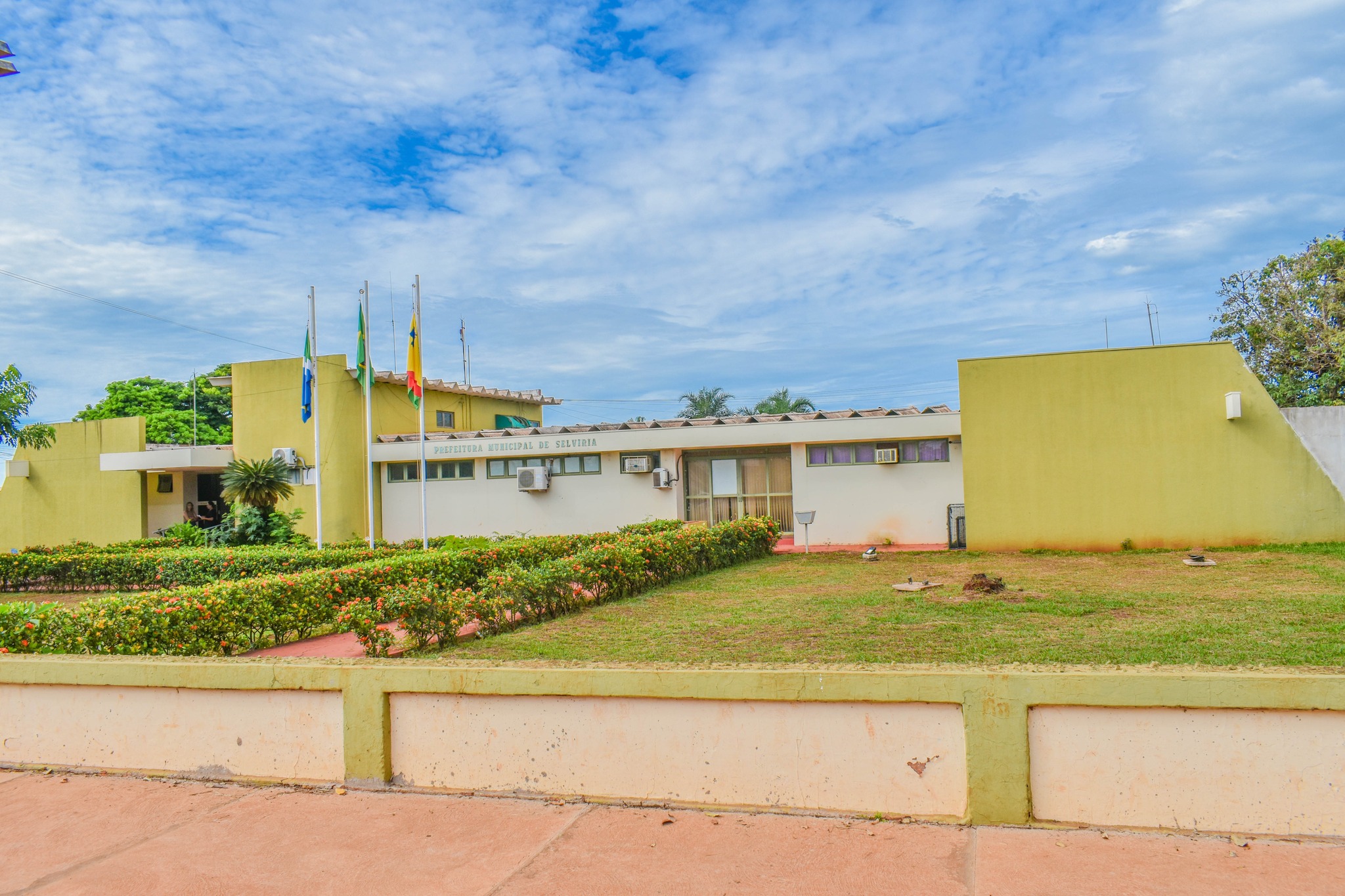 Prefeitura analisa pagamento de direitos suspensos na pandemia a servidores de Selvíria