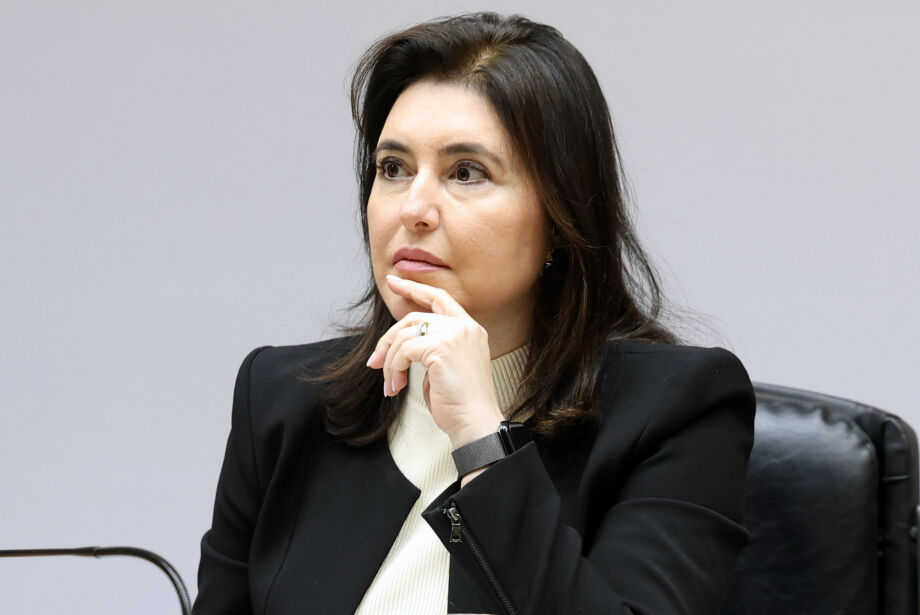 Simone Tebet está cada vez mais perto de São Paulo e de trocar MDB pelo PSB  