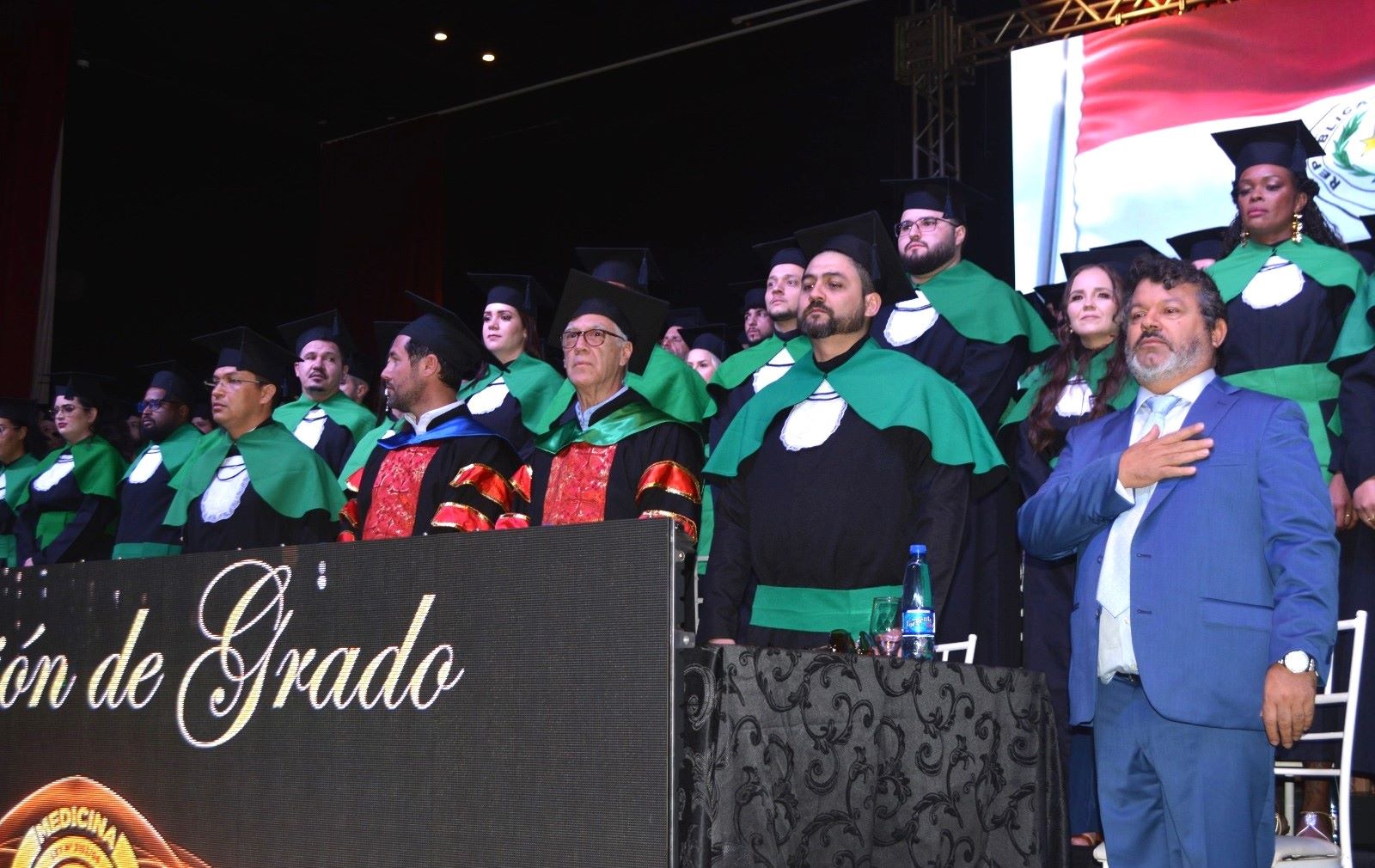 “Vocês enfrentaram a Covid e iniciaram este sonho de ser médico”, diz CEO Carlos Bernardo em formatura da UCP-PJC