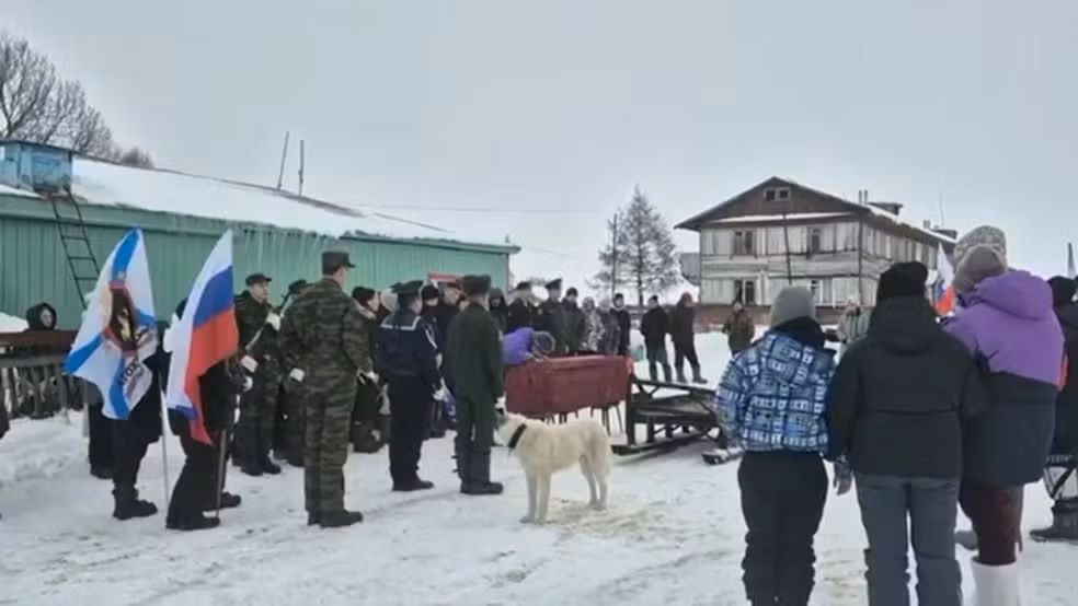 A cidade russa que perdeu quase todos seus homens para a guerra