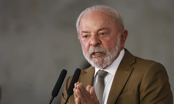 Lula zera imposto e subsidia diesel para conter alta do petróleo