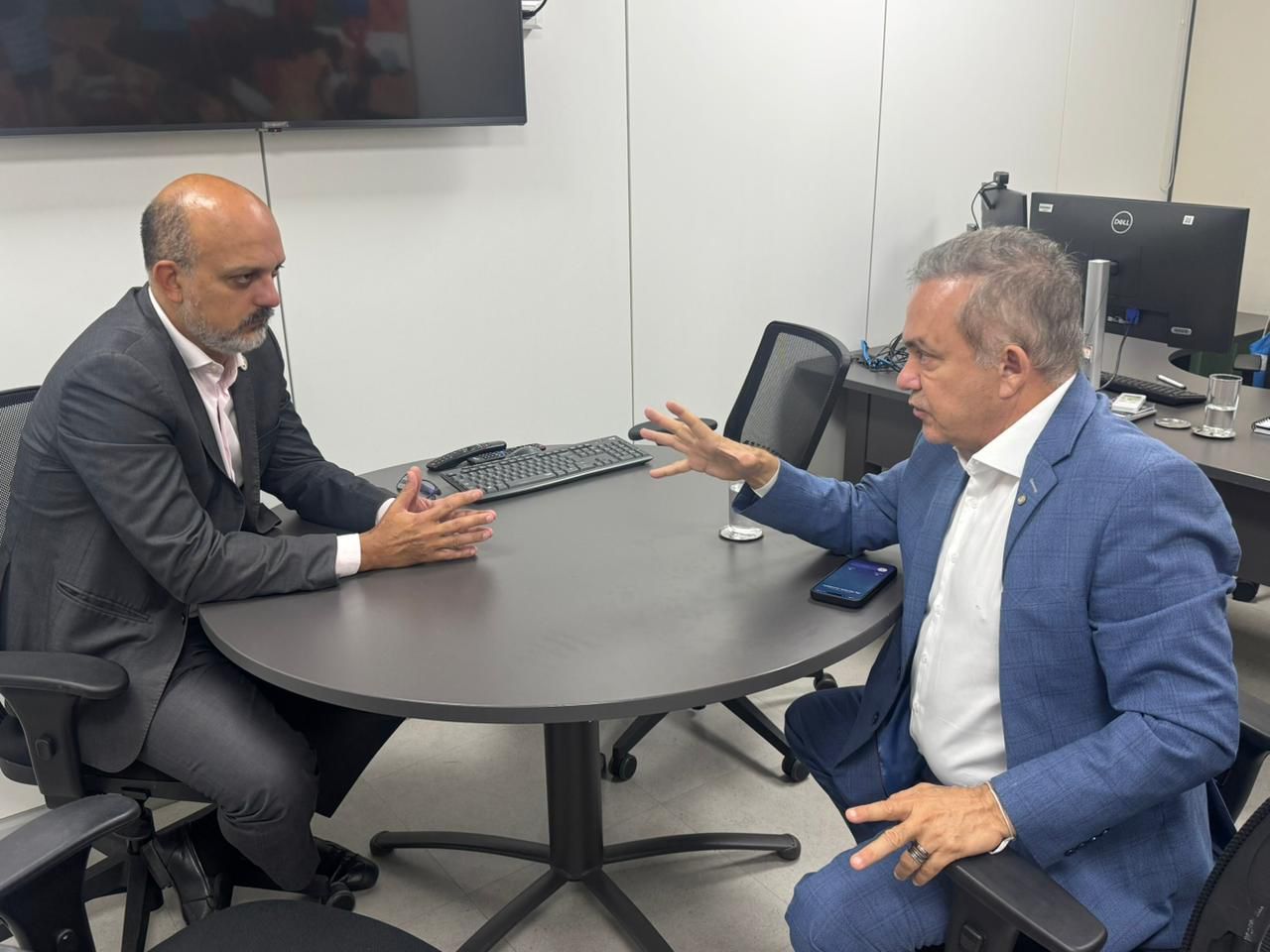 Após reunião no Ministério da Saúde, Vander Loubet e Camila Jara garantem apoio federal para enfrentar surto de chikungunya em Dourados