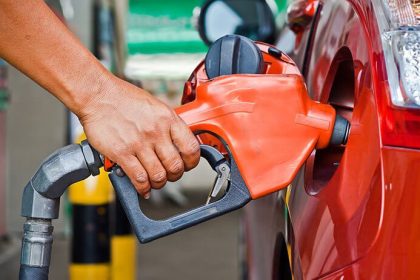 PROCON-TL divulga pesquisa de preços dos combustíveis com variação entre postos