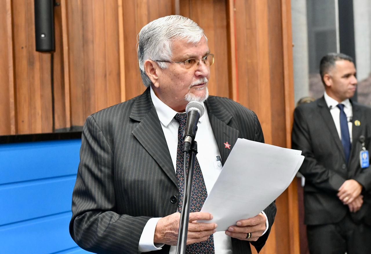 Zeca cobra estudo técnico para ampliar sinal de telefonia móvel em áreas rurais de MS